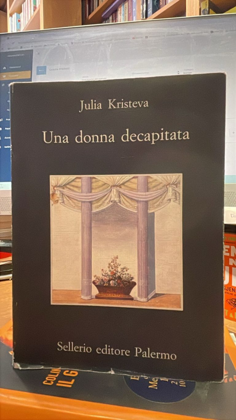Una donna decapitata